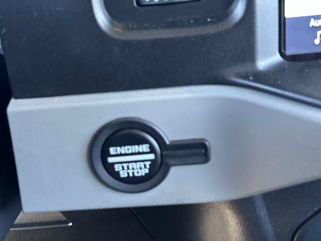 Used 2023 Ford Bronco Badlands AWD/4WD image 13