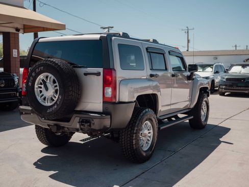 Used 2006 HUMMER H3 AWD/4WD image 4