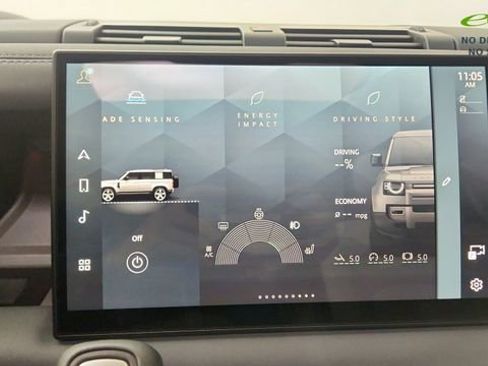 Used 2025 Land Rover Defender 110 X image 52