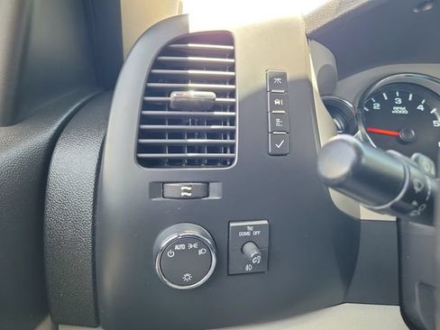 Used 2008 Chevrolet Silverado 1500 LT w/ Power Pack Plus RWD image 16