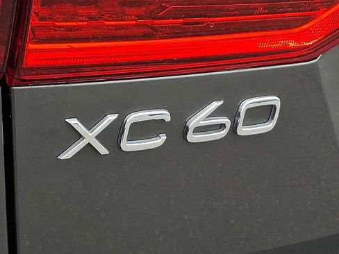 Used 2020 Volvo XC60 T5 Inscription AWD/4WD image 30