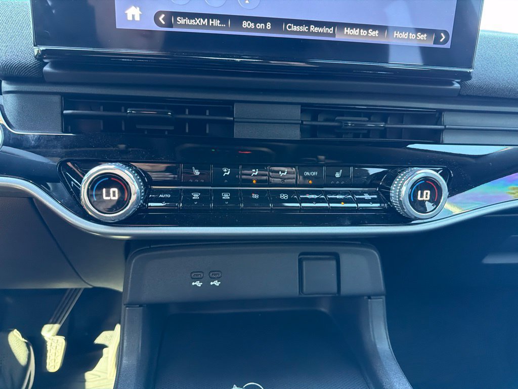 Used 2024 Honda Prologue EX image 31