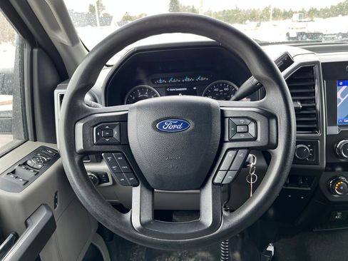 Used 2021 Ford F350 XLT w/ XLT Premium Package image 16