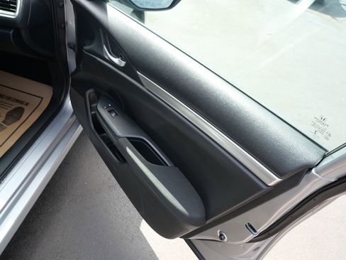 Used 2016 Honda Civic LX image 28