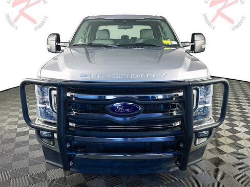 Used 2022 Ford F250 XLT w/ XLT Value Package image 2