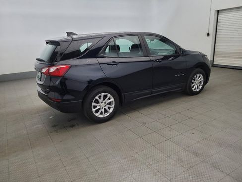 Used 2021 Chevrolet Equinox LS image 10