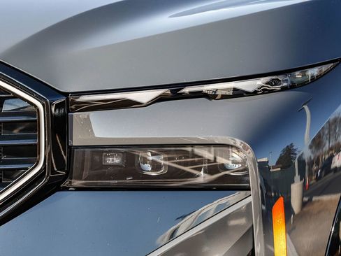 Used 2023 BMW XM Base w/ M Driver's Package image 7