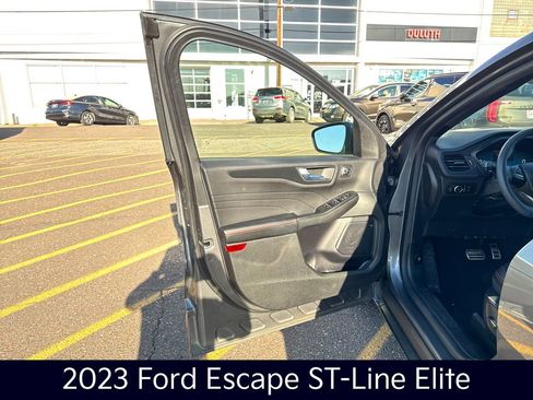 Used 2023 Ford Escape ST-Line Elite w/ Premium Technology Package image 10