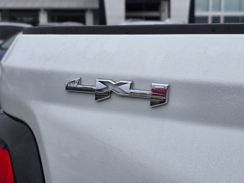 New 2026 GMC Canyon Elevation w/ Convenience Package image 13