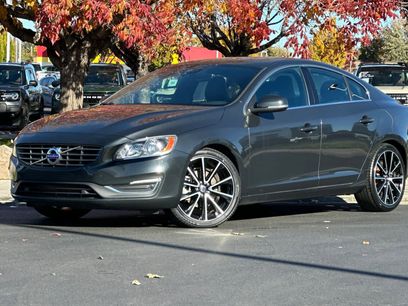 Used 2016 Volvo S60 T5 Premier w/ Convenience Package