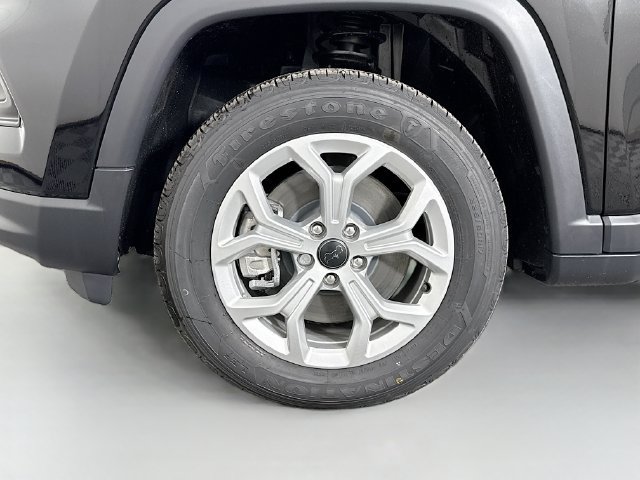New 2026 Jeep Compass Latitude AWD/4WD image 29