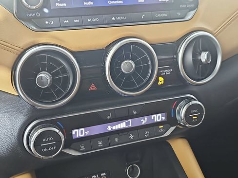 Certified 2020 Nissan Sentra SV w/ SV Premium Package FWD image 19