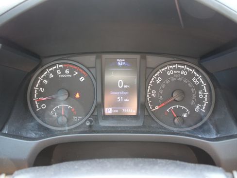 Used 2021 Toyota Tacoma SR w/ SR Convenience Package RWD image 17