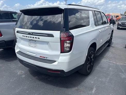 Used 2023 Chevrolet Suburban RST w/ Luxury Package RWD image 4