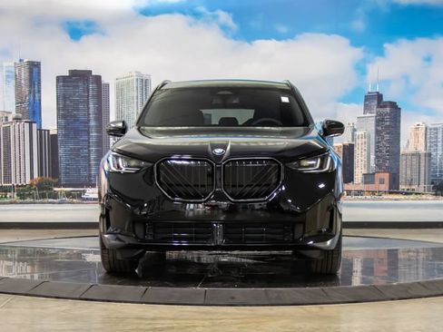 New 2026 BMW X3 xDrive30i w/ Premium Package AWD/4WD image 3