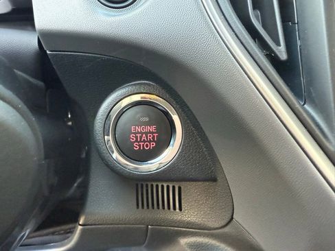 Used 2025 Subaru Crosstrek 2.0i Premium w/ Crosstrek Mirror Package image 13