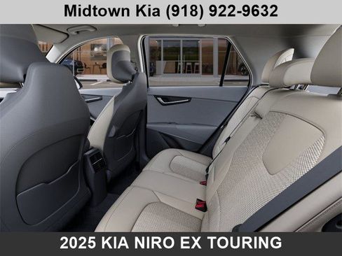 New 2025 Kia Niro EX Touring FWD image 19