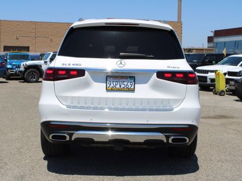 Used 2025 Mercedes-Benz GLS 450 4MATIC image 4
