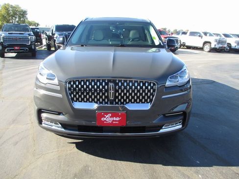 Used 2024 Lincoln Aviator Black Label w/ Dynamic Handling Package image 11