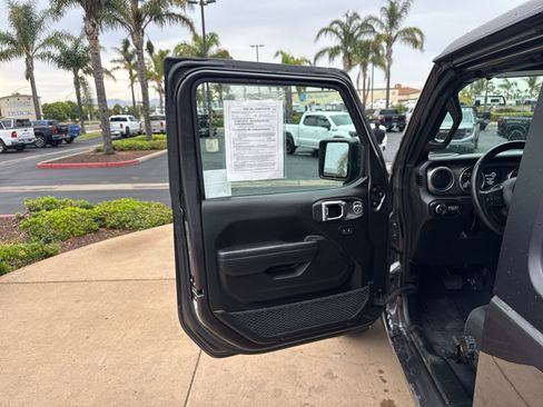 Used 2022 Jeep Wrangler Sport AWD/4WD image 14