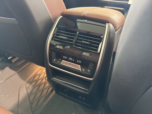 New 2026 BMW X5 xDrive40i w/ M Sport Package AWD/4WD image 50