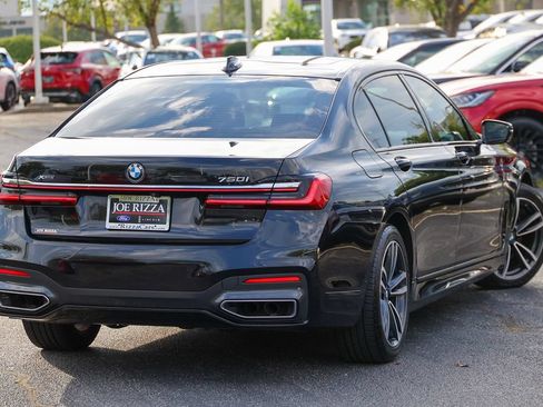 Used 2020 BMW 750i xDrive w/ Executive Package AWD/4WD image 3