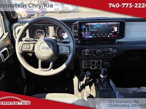 Used 2024 Jeep Wrangler Sport S image 6