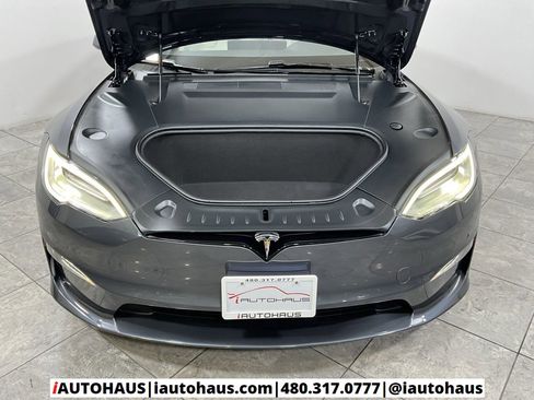 Used 2021 Tesla Model S Plaid image 9