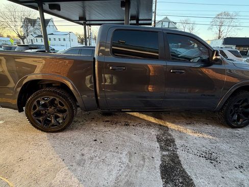 Used 2022 RAM 1500 Limited w/ Night Edition image 6