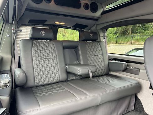 Used 2024 GMC Savana 2500 RWD image 15
