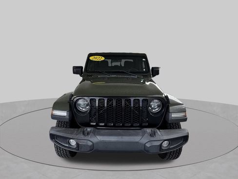 Used 2022 Jeep Gladiator Sport AWD/4WD image 3