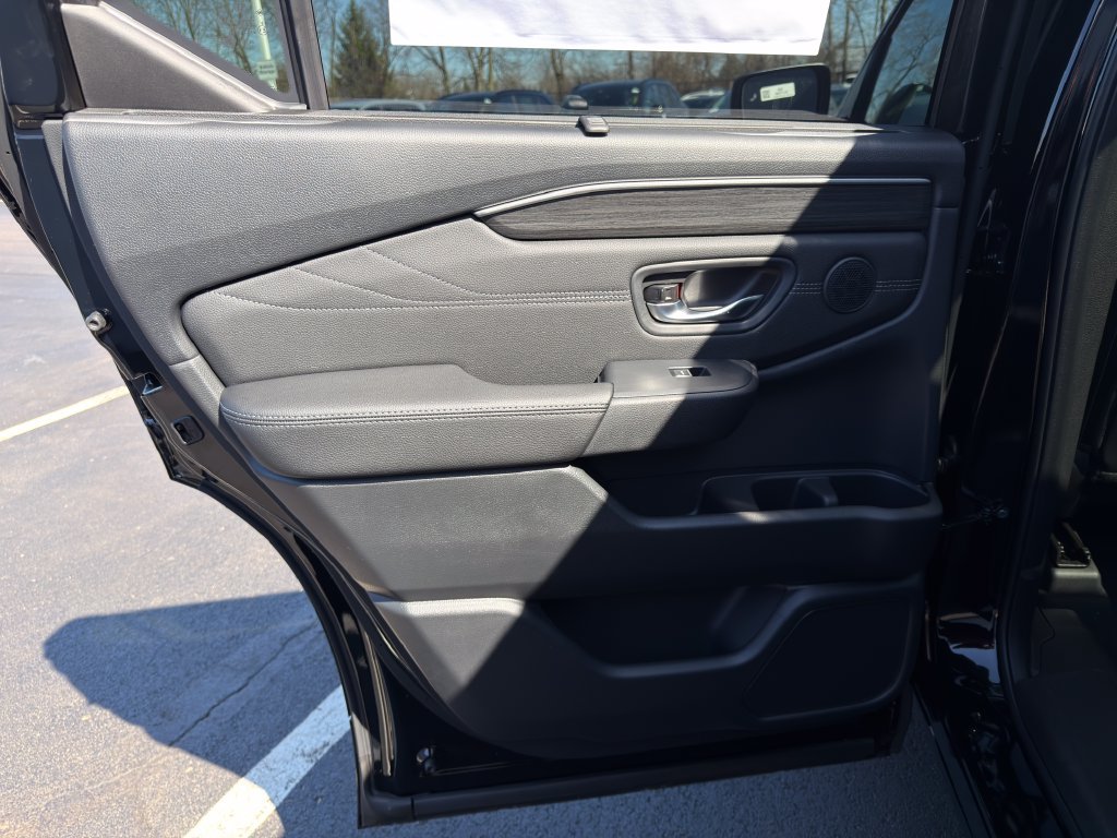 New 2026 Honda Pilot Touring image 21