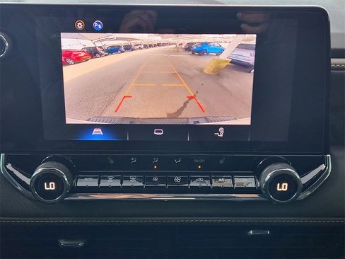 Certified 2024 Chevrolet Colorado ZR2 w/ Safety Package image 19