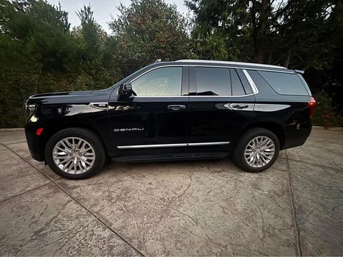 Used 2024 GMC Yukon Denali w/ Max Trailering Package AWD/4WD image 2