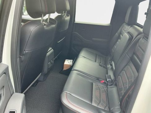 New 2026 Nissan Frontier PRO-4X w/ Pro Premium Package AWD/4WD image 15