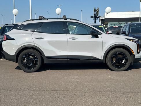 Certified 2026 Kia Sportage X-Line AWD/4WD image 3