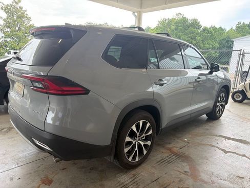 Used 2026 Toyota Grand Highlander AWD Hybrid image 3