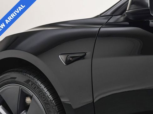 Used 2022 Tesla Model 3 image 33