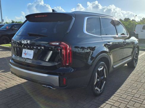 Used 2025 Kia Telluride S FWD image 5