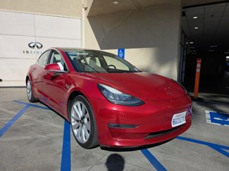 Used 2018 Tesla Model 3 image 1