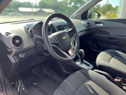 Used 2012 Chevrolet Sonic LT image 16