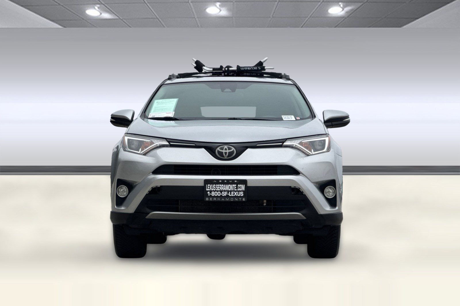 Used 2018 Toyota RAV4 XLE w/ Plus Extra Value Package AWD/4WD image 5