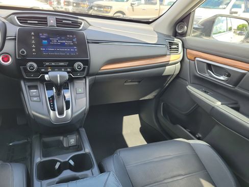 Used 2017 Honda CR-V Touring image 17