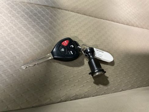 Used 2007 Toyota Camry LE image 23