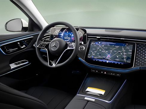 Used 2024 Mercedes-Benz E 350 E 350 image 25