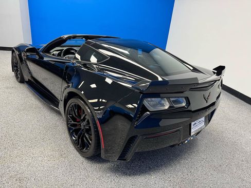 Used 2019 Chevrolet Corvette Z06 RWD image 10