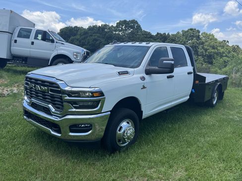 New 2026 Ford F350 XL w/ XL Chrome Package AWD/4WD image 2