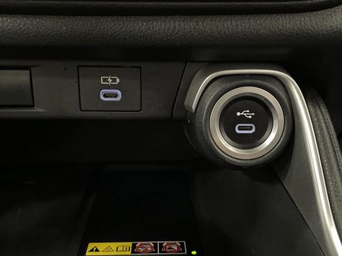 Used 2024 Toyota Grand Highlander XLE image 24