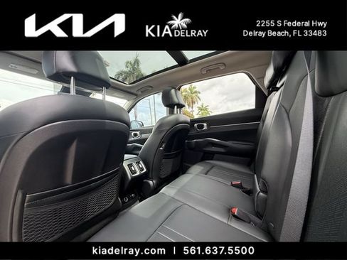 Certified 2021 Kia Sorento S w/ Panoramic Sunroof Package FWD image 15