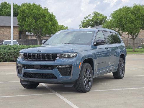 New 2026 Jeep Grand Cherokee L Limited AWD/4WD image 2